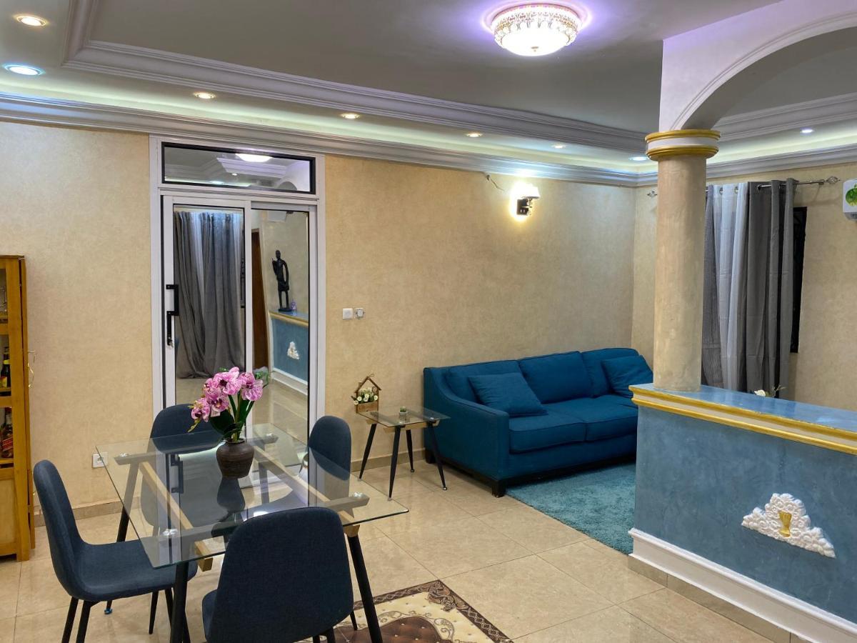 Residence Martha Yaoundé Екстериор снимка