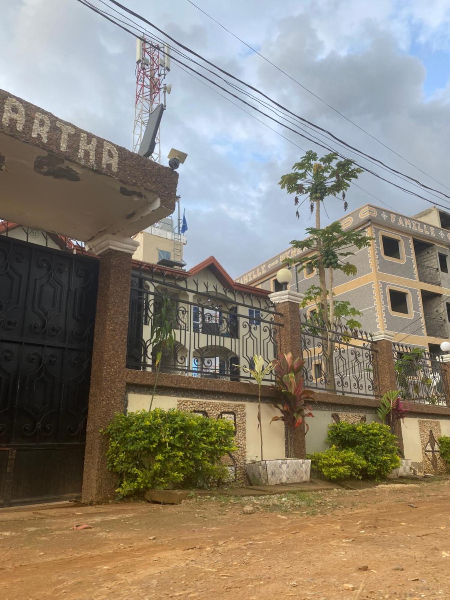 Residence Martha Yaoundé Екстериор снимка